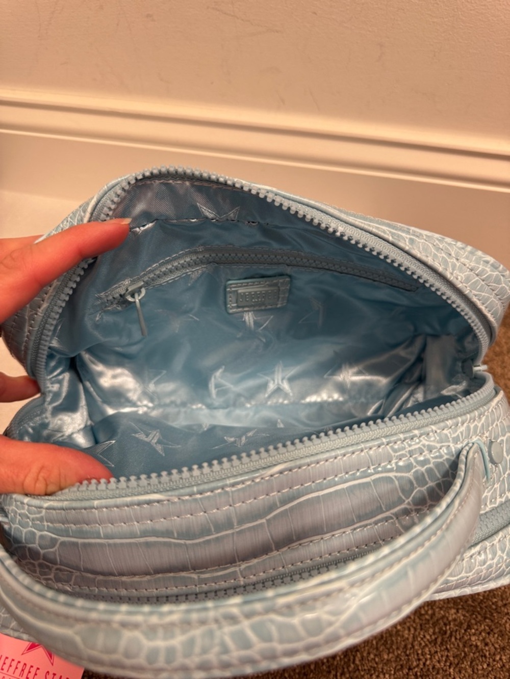 Jeffree star blue croc embossed cosmetic makeup case NWT - Picture 9 of 10